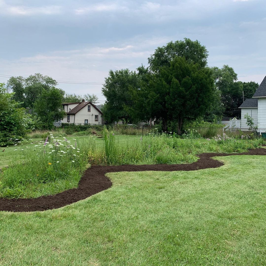 Yard Waste Pickup - Midtown Composting & Recycling